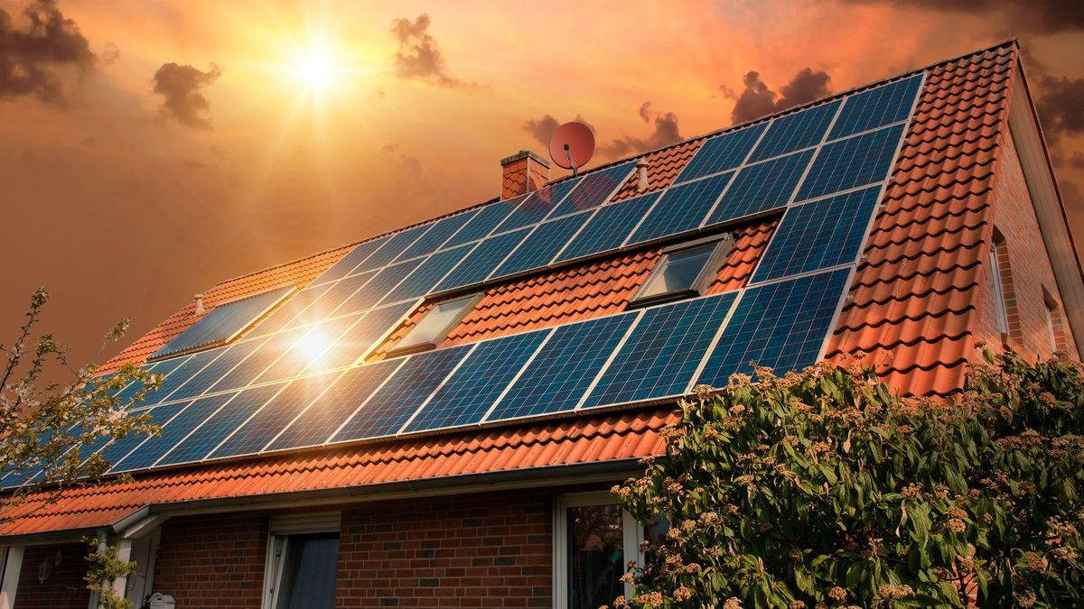 Zateplení domu, fotovoltaika či tepelné čerpadlo ušetří desetitisíce ročně